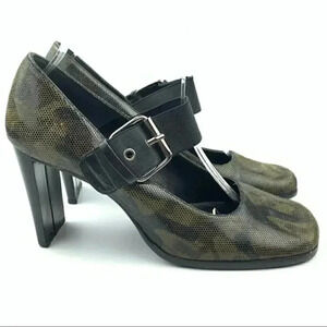 Nina heels size 6.5 leather army green camo 90s